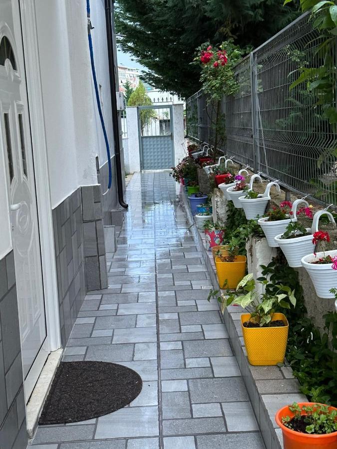 Villa Likaj Берат Экстерьер фото