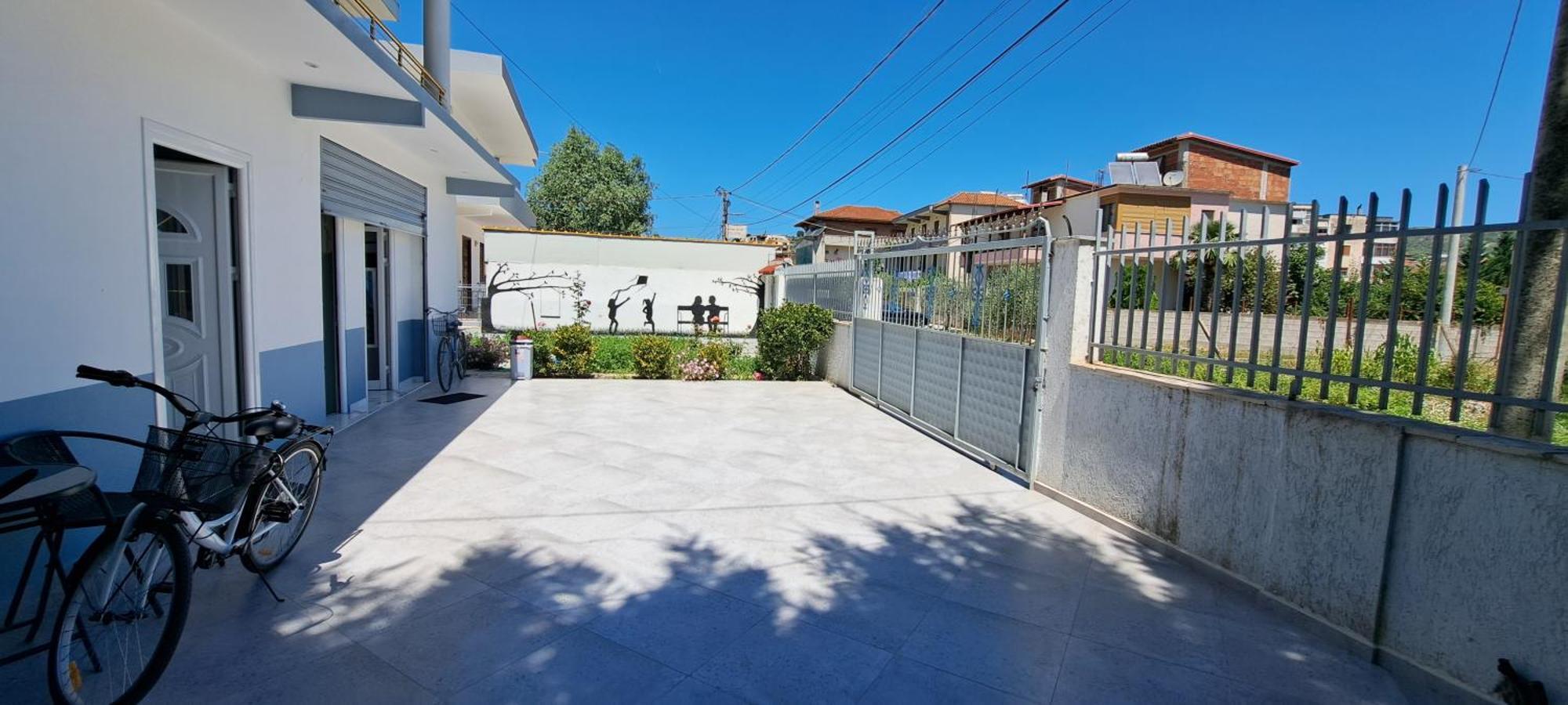 Villa Likaj Берат Экстерьер фото